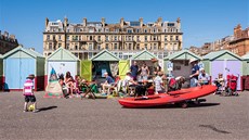Brighton a Hove byly spojeny do jedné správní jednotky. V roce 2000 toto...