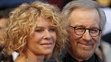 Steven Spielberg a jeho manelka Kate Capshawová (Cannes 2013)