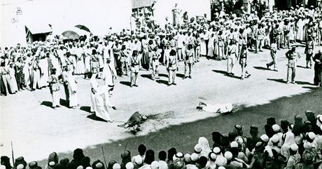 Veejná poprava v Saúdské Arábii, 30. léta 20. století. Nkteré vci se v ropné