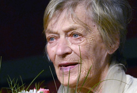 Luba Skoepová hraje v insenaci Poslední ance, která bude mít derniéru pi své