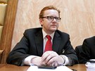 Ministr bez portfeje Petr Mlsna (vlevo) pi jednání Ústavního soudu o návrhu na