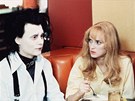 Johnny Depp a Winona Ryderová ve filmu Stihoruký Edward  (1990)