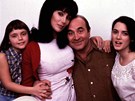 Christina Ricci, Cher, Bob Hoskins a Winona Ryderová ve filmu Moské panny...