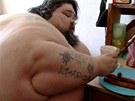 Ricky Naputi spoádal denn 10 tisíc kalorií.