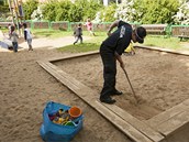 Stráníci loni nali 7000 pouitých jehel a stíkaek. Pi úklidu se zamii