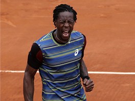 BOJOVNÍK A DÍ. Gael Monfils projevuje emoce v utkání s Tomáem Berdychem.