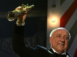 Felix Slováek oslavil sedmdesátiny v praské Lucern.