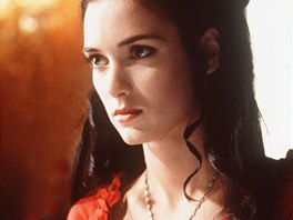 Winona Ryderová ve filmu Drákula (1992)
