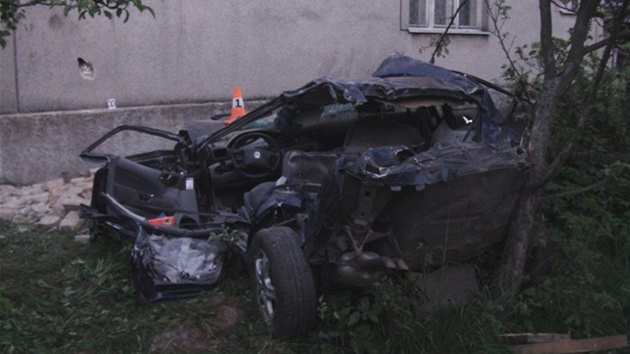 Tragick dopravn nehoda v Uheln na Jesenicku.
