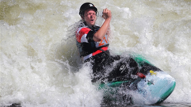 O vkendu 18. a 19. kvtna se jel v Plzni prvn zvod srie CNAWR Rodeo Tour 2013 ve freestyle kayakingu. Vodci pedvdli akrobatick triky na takzvanm playspotu v nhonu Kalikovskho mlna. 