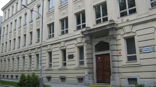 Budova Slovanského gymnázia v Olomouci.