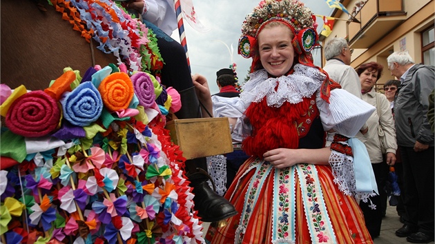 Tradice zapsan na svtov seznam UNESCO pedstavila bohat kroje.