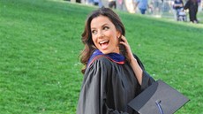 Eva Longoria napsala diplomovou práci o hispáncích, kteí pili do USA za