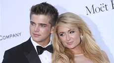 River Viiperi a jeho bývalá pítelkyn Paris Hiltonová (Cannes 2013)