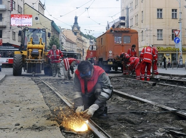 Oprava tramvajové tratě (ilustrační foto)