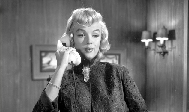 Kdo datuje Sharon Stone