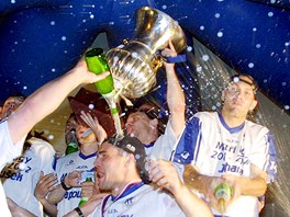 Liberetí fotbalisté získali v sezon 2001 - 2002 titul Mistra ligy. (10....