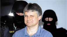 Jiřího Kajínka, odsouzeného v roce 1998 k doživotí za dvojnásobnou vraždu,...