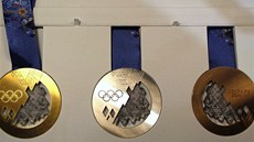 Medailová kolekce pro zimní olympijské hry v Soi 2014.