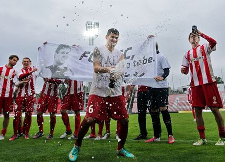 Zbrojovka Brno slaví. Juniorské mustvo porazilo Teplice a získalo mistrovský