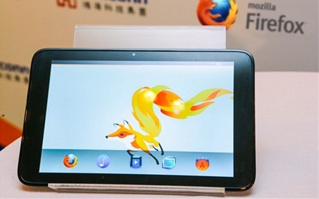 Prototyp tabletu Foxconn s Mozilla OS na veletrhu Computex 2013.