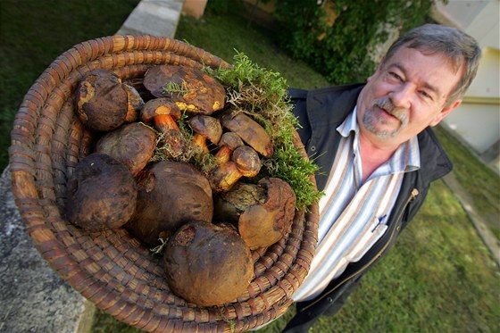 Miroslav Hofrajtr z Chebu chodí na hiby kováe k nmeckým hranicím.