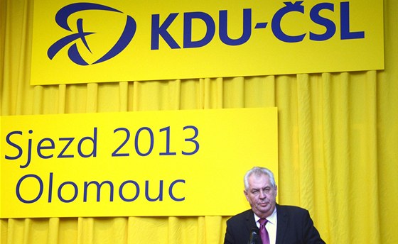 Prezident Milo� Zeman na sjezdu lidovc� v Olomouci (8. �ervna 2013)