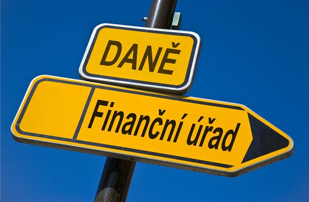 Finan�ní správa m��e posti�eným povodn�mi prominout placení n�kterých daní �i prodlou�it lh�ty pro podání p�iznání. Ilustra�ní snímek