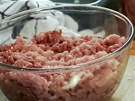 Ideální pomr mletého na lasagne: pl kila hovzího a 300 gram vepového masa