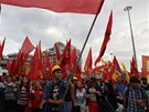 Protivládní protesty v tureckém Istanbulu pokraují. (2. ervna 2013)