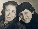 Magdalena Horetzká s maminkou v roce 1941.