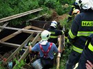 Záchrana zasypaného speleologa na Blanensku.