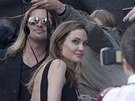 Brad Pitt a Angelina Jolie na premiée filmu Svtová válka Z (Londýn, 2. ervna...