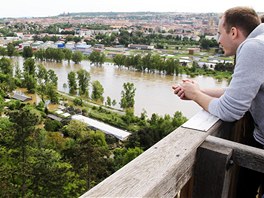 Magistrát se vyjádil, e Troja je pro Prahu pirozeným rozlivovým územím,...