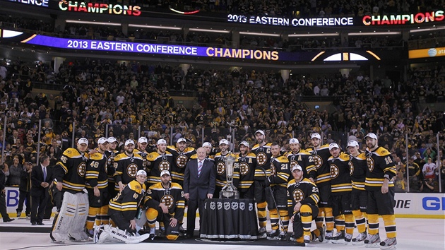 Vchodn konferenci NHL ovldli hokejist Bostonu.