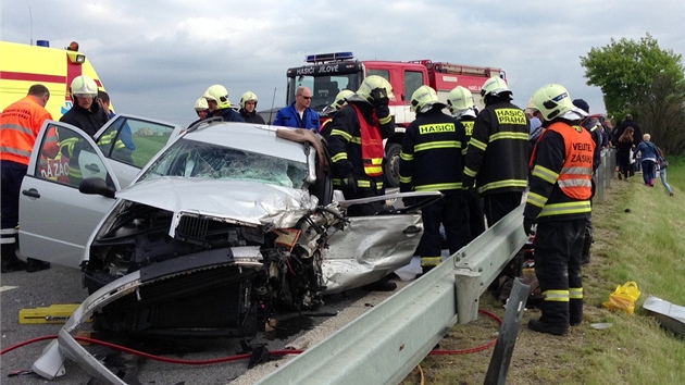 Vn nehoda na silnici mezi Psnic a Dolnmi Beany (6. ervna 2013).