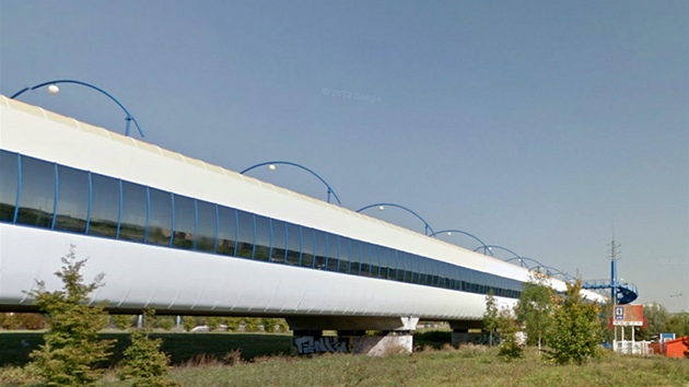 Rajská zahrada ve Černý Çoğu metro istasyonu kapalı