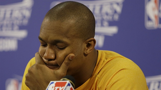 David West z Indiany tko hled odpovdi po vyazen svho tmu z play-off.