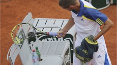 KONEC. Michail Junyj neudrel emoce na uzd, roztískal raketu.