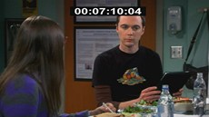 Sheldon pemýlí, jestli má v tle njakou hladinu testosteronu.