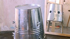 Martin �abka, Ghost Stools. Student Technické univerzity ve Zvolenu. Netradi�ní...