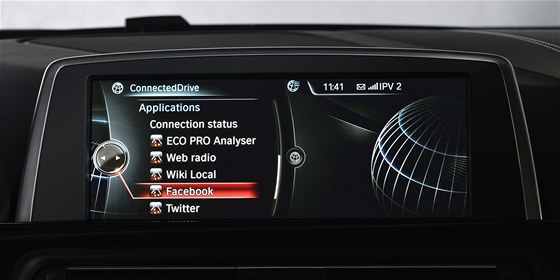 Pro BMW Connected Drive je k dispozici ada aplikací, jsou mezi nimi napíklad...