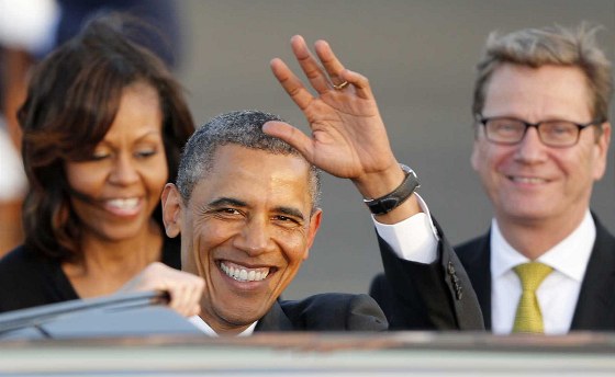 Být manelkou prezidenta nkdy není lehké. Barack a Michelle vak vechny krize...