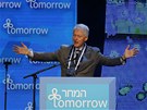 Peresovi popál i bývalý prezident USA Bill Clinton (19. ervna)