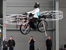 První veřejný vzlet českého létajícího kola Flying Bike (12. června 2013)