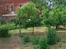 Kvli bleskové povodni 9. ervna nemohla voda v eské Vsi odtékat ucpaným