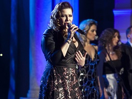 Ilona Csáková na koncertu Královny popu 2013 v Hudebním divadle Karlín