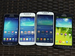Zleva: Samsung Galaxy S4 mini, Galaxy S4 zoom, Galaxy S4 a Galaxy S4 Active