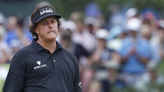 Phil Mickelson po nezdaru na 4. jamce na US Open.