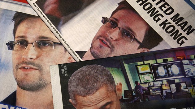 Fotografie Edwarda Snowdena se po víkendovém odhalení objevila na titulních stranách mnoha velkých deníku. 29letý muž se přes noc stal slavným po celém světě a natropil problémy americkému prezidentovi Baracku Obamovi. 